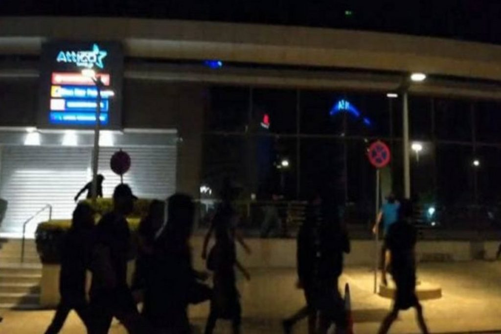 Επίθεση του «Ρουβίκωνα» στα γραφεία της Attica Group στην Καλλιθέα (video)