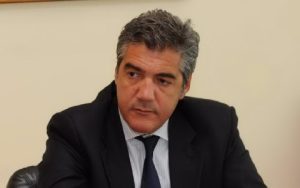 ruthmizontai-ta-daneia-twn-nautikwn