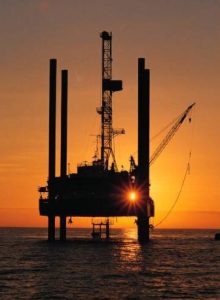 rwsia-rekor-25etias-stin-exoruxi-petrelaiou