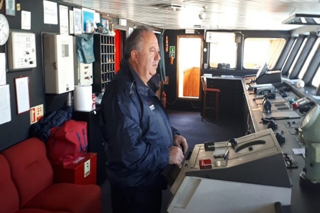 ΣΑΚΗΣ ΚΟΜΠΟΓΙΑΝΝΗΣ: Ο Καπετάνιος του Skiathos Exprees αποχαιρετά την θάλασσα μετά από 33 χρόνια