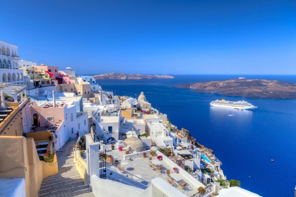 Θήρα: 73χρονος άφησε την τελευταία του πνοή μέσα στην καμπίνα κρουαζιερόπλοιου