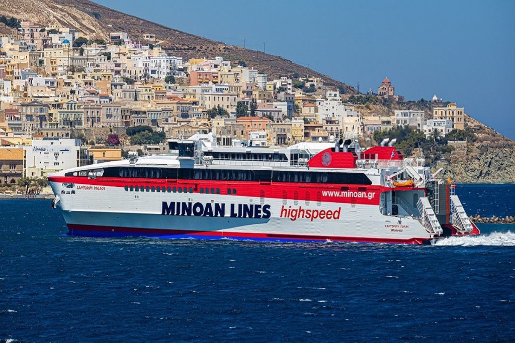 Minoan Lines: Το Santorini Palace ταξιδεύει στην Τήνο – Πότε ξεκινούν τα δρομολόγια