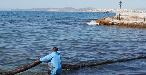 Ενημέρωση για την πορεία της αντιρρύπανσης του Σαρωνικού
