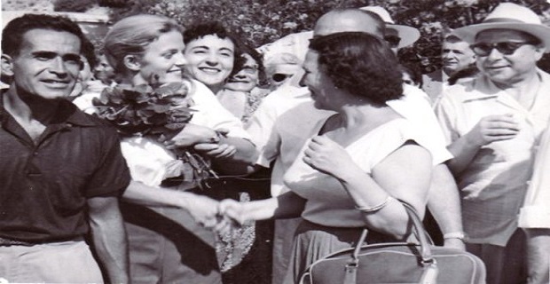 Σε κάθε λιμάνι που σταματούν ο κόσμος τους χειροκροτεί