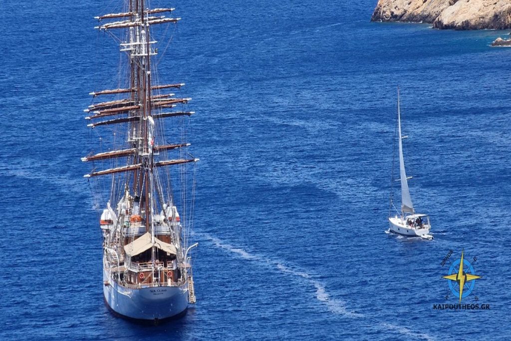 Στη Σίφνο το «Sea Cloud» - Από τα παλαιότερα ιστιοφόρα που ταξιδεύουν (photos)