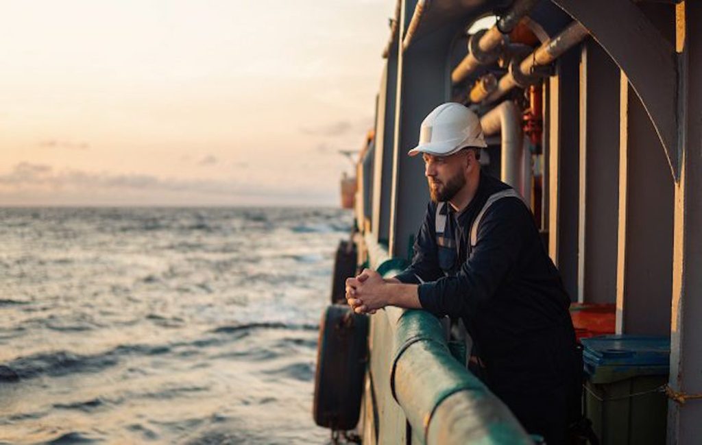 Οι ναυτικοί καλούνται να γίνουν πιο "ανθεκτικοί" όταν βρίσκονται στο πλοίο λόγω COVID-19