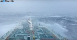 ship_in_big_storm-1