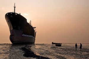 ship_recycling_-1