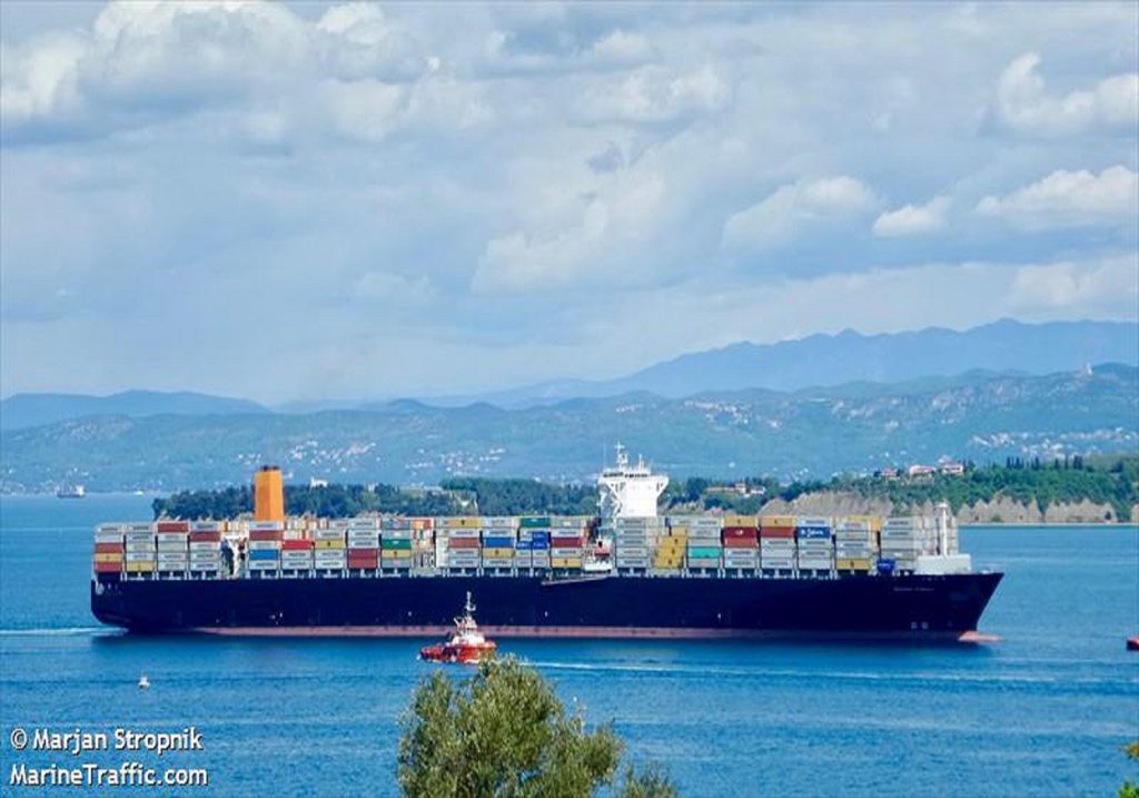 Ένα μήνα μετά την μηχανική βλάβη στον Ειρηνικό το Maersk Eureka κατέπλευσε στο Long Beach