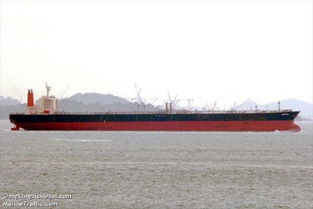 Ένας νεκρός Έλληνας υποπλοίαρχος από πειρατές και απαγωγή ακόμα δύο Ελλήνων!!!