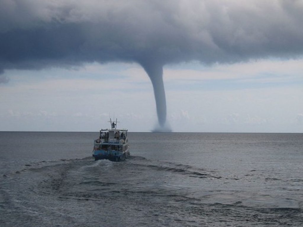 Σίφωνες (waterspouts)