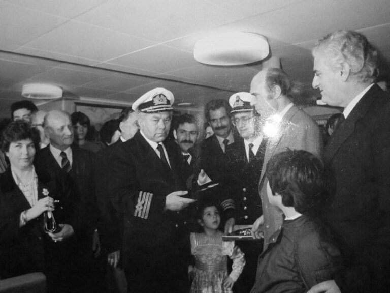 Μανούσος Βήχος ή Καλός: Ο πρώτος πράκτορας της Μήλου Μανούσος Βήχος ή Καλός: Ο πρώτος πράκτορας της Μήλου