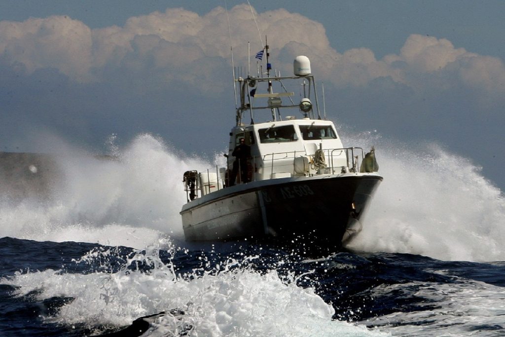 Σύγκρουση δεξαμενόπλοιου με αλιευτικό νότια του Στενού Καφηρέα