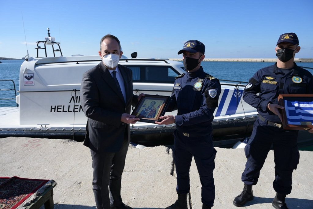 Παραδόθηκε στη Σαμοθράκη το 5ο περιπολικό σκάφος με ειδικό υγειονομικό εξοπλισμό