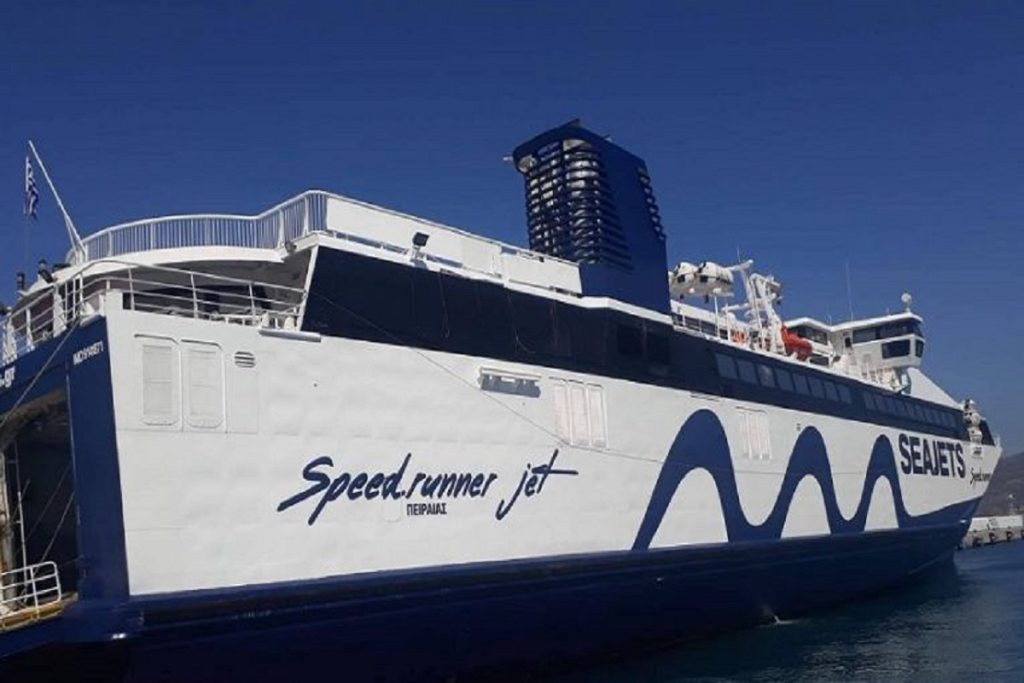 To «Speedrunner Jet» προσέκρουσε στην προβλήτα του λιμανιού Ηρακλείου