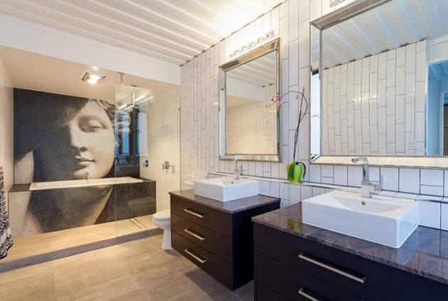 Εξίσου μοντέρνο και το μπάνιο με μία μοναδική μπανιέρα-έργο τέχνης!