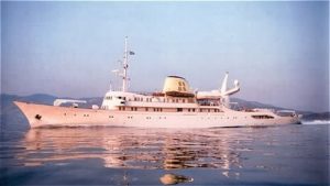 sta-azhthta-to-xristina-o