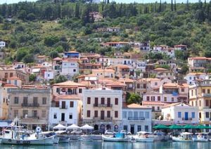 stis-17-apriliou-to-prwto-krouazieroploio-sto-gutheio