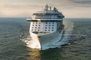 sto-limani-tou-peiraia-to-royal-princess