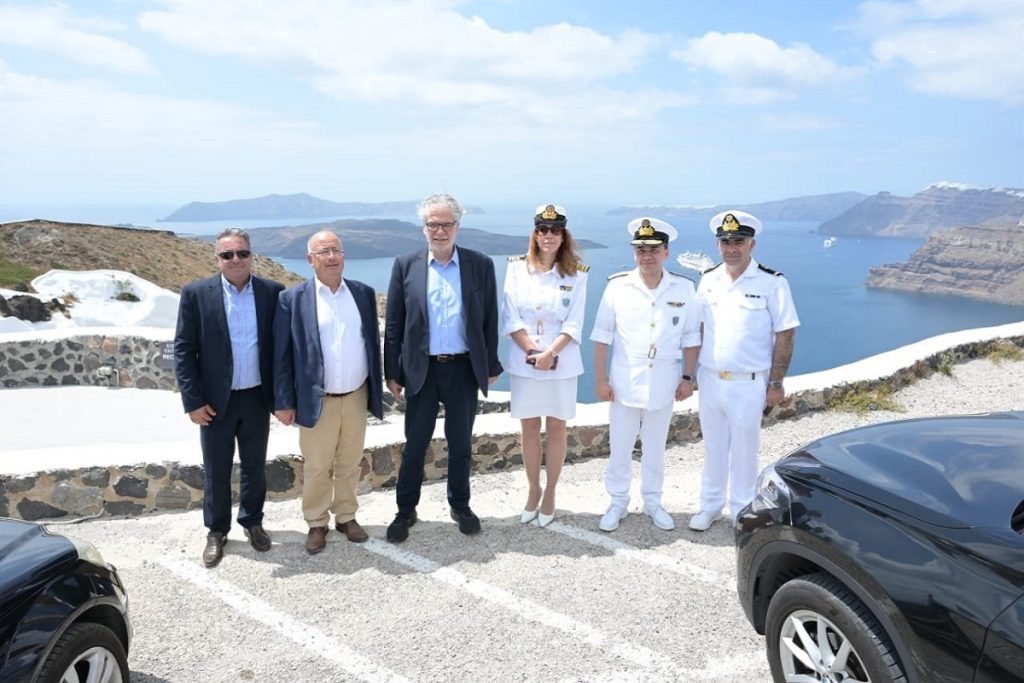 Στυλιανίδης: Έχουμε ευθύνη να στηρίξουμε τη ναυαρχίδα του ελληνικού τουρισμού, την Σαντορίνη