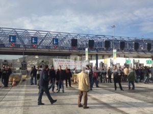 sugentrvsh-2Bdiamarturias-2Btvn-2Bergazomenwn-2Bsta-2Bnauphdia