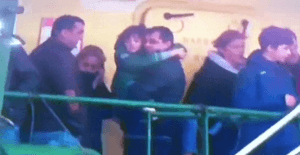 sugklonistikes_eikones_twn_diaswthentwn_sto_limani_tou_mpari