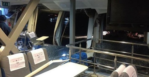 sugkroush_ploiwn_sto_limani_tis_kwnstantinoupolhs1