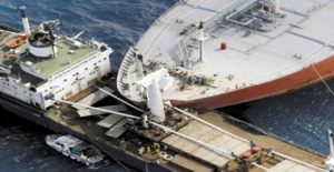 sugkrousi_fortigwn_ploiwn_anoixta_tou_pouket_