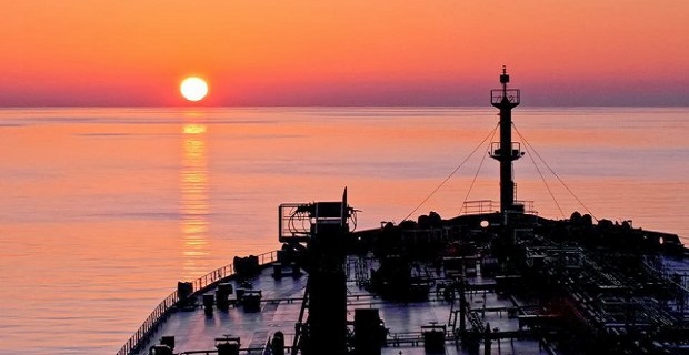 Όσο η ώρα περνάει τόσο και μεγαλύτερος και συχνότερος ο θόρυβος από τον ήχο της μπουρού των Ελληνικών πλοίων που βρίσκονται σε όλα τα μήκη και πλάτη του κόσμου!