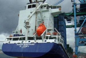 Πρόσκρουση ''SUSAN BORCHARD'' στην προβλήτα Ικονίου