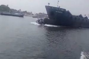 sygkroush_forthgou_ploiou_me_ferry