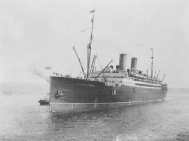 ta_sugklonistikotera_nauageia_sthn_istoria3