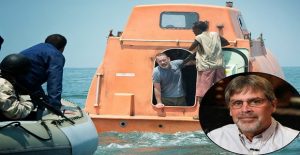 tainia_Captain-Phillips_gia_peiratia_se_ploio