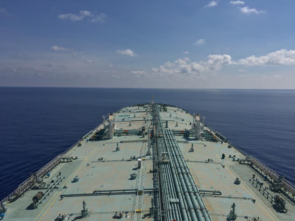 Της Παναγίας σήμερα και η θάλασσα έχει μεγάλα κέφια!