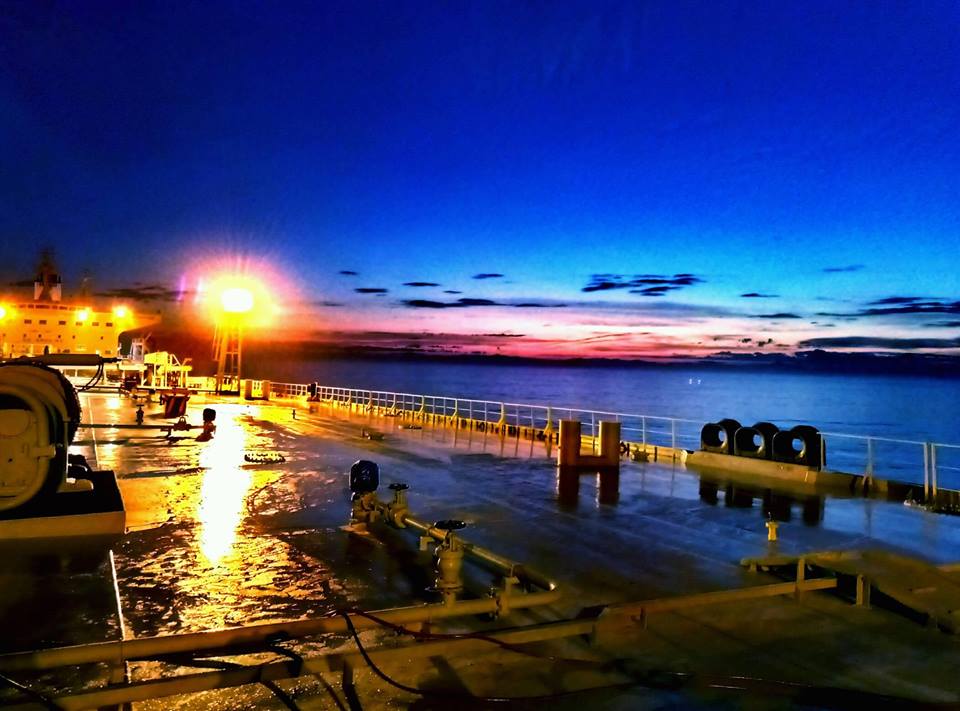 Καλό μήνα στους ναυτικούς μας, στις οικογένειες τους και όλους τους λάτρεις της θάλασσας!!!