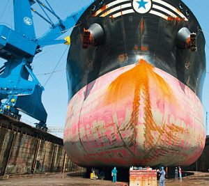 terastio-skandalo-h-sumbash-twn-nauphgeiwn-skaramaga-me-tin-abu-dhabi-mar