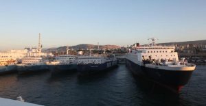 theseis_suriza_aktoploia_