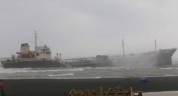 tifonas_xtipise_tanker__