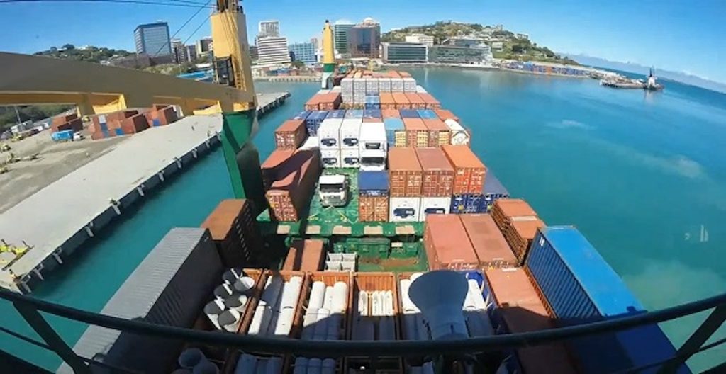 Εκπληκτικό time-lapse βίντεο με ταξίδι πλοίου container διάρκειας 33 ημερών! 
