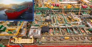 to-megalutero-ploio-ston-kosmo