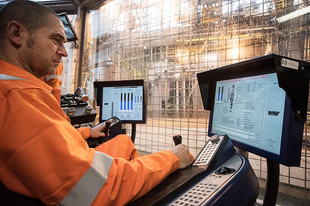 to_neo_tripani_tis_maersk2