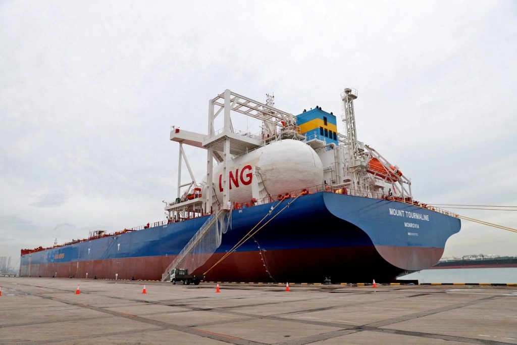 Το πρώτο φορτηγό πλοίο 209.000 dwt που κινείται με LNG ξεκίνησε το παρθενικό του ταξίδι