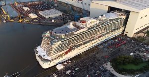 to_prwto_krouazieroploio_me_fysiko_aerio