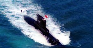 tourkiko_upobruxio_sugkroustike_me_forthgo_ploio_