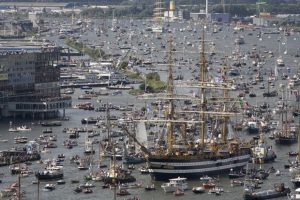 tromeri_thalassia_kinisi