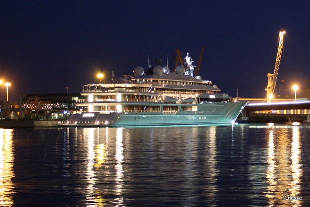 uperpoliteles_giot_6