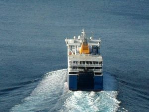 upokritiko-to-endiaferon-gia-tis-agones-grammes