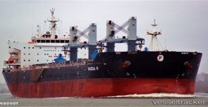 upotpo_krousma_empola_se_emporiko_ploio