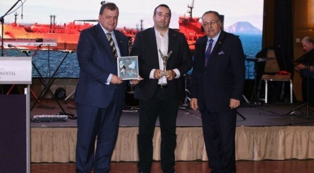 Βραβεύτηκε ο Χάρης Βαφειάς από τους AHEPA για την προσφορά του στη Ναυτιλία