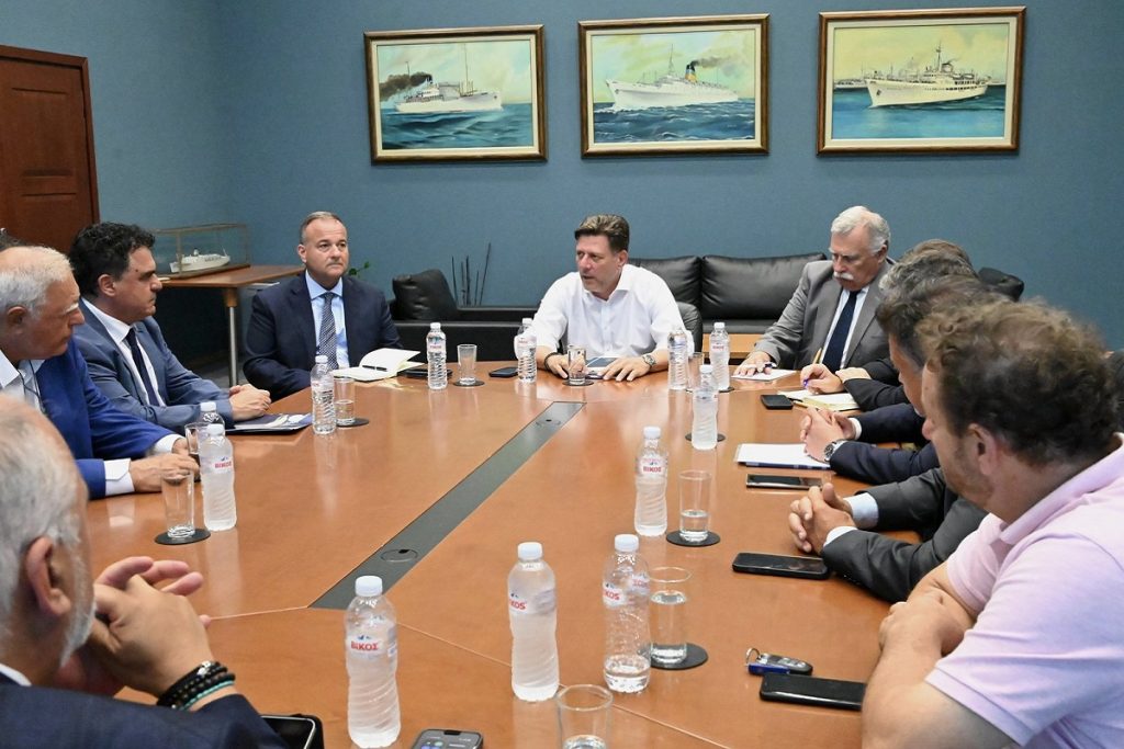 Βαρβιτσιώτης: Θέλουμε ακτοπλοϊκές εταιρείες υγιείς, κραταιές και κερδοφόρες, ώστε κανένα νησί να μην είναι απομονωμένο
